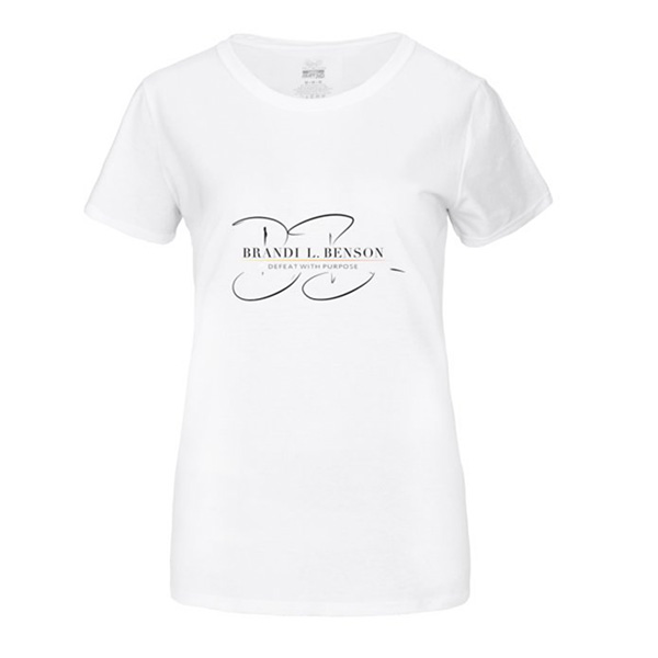 A white t-shirt with the words " delilah & monroe ".